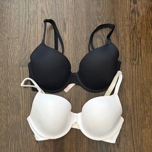 PINK Victoria's Secret Black and White Bra Duo